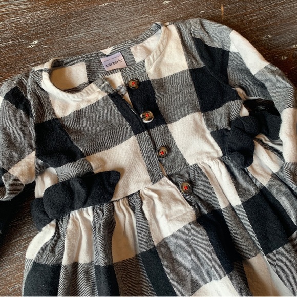 3/$12 White and Black Buffalo Plaid Blouse - Picture 2 of 4